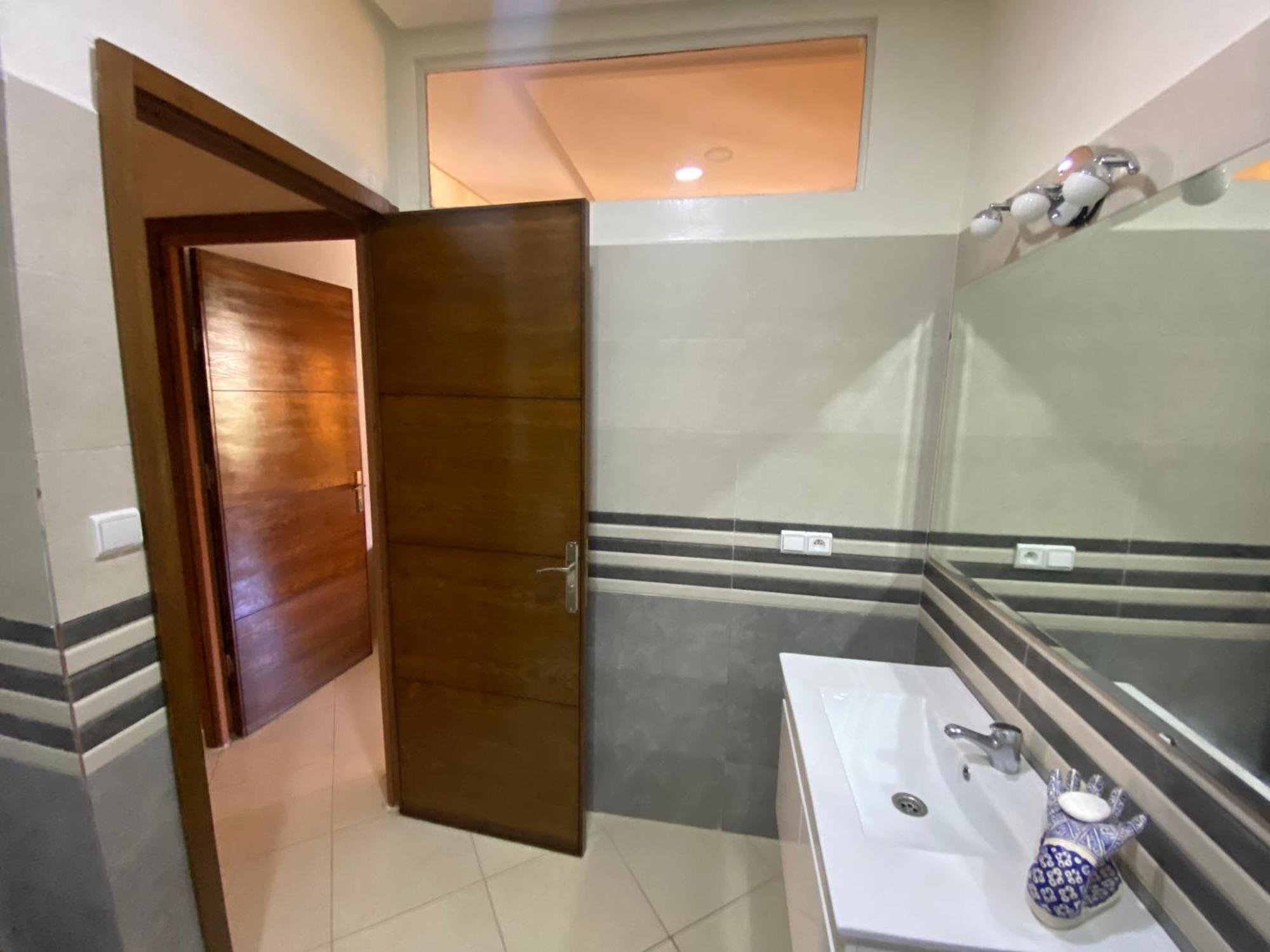 Central 2-Bedrooms W/ Balcony@Downtown Mers Sultan Casablanca Exteriör bild